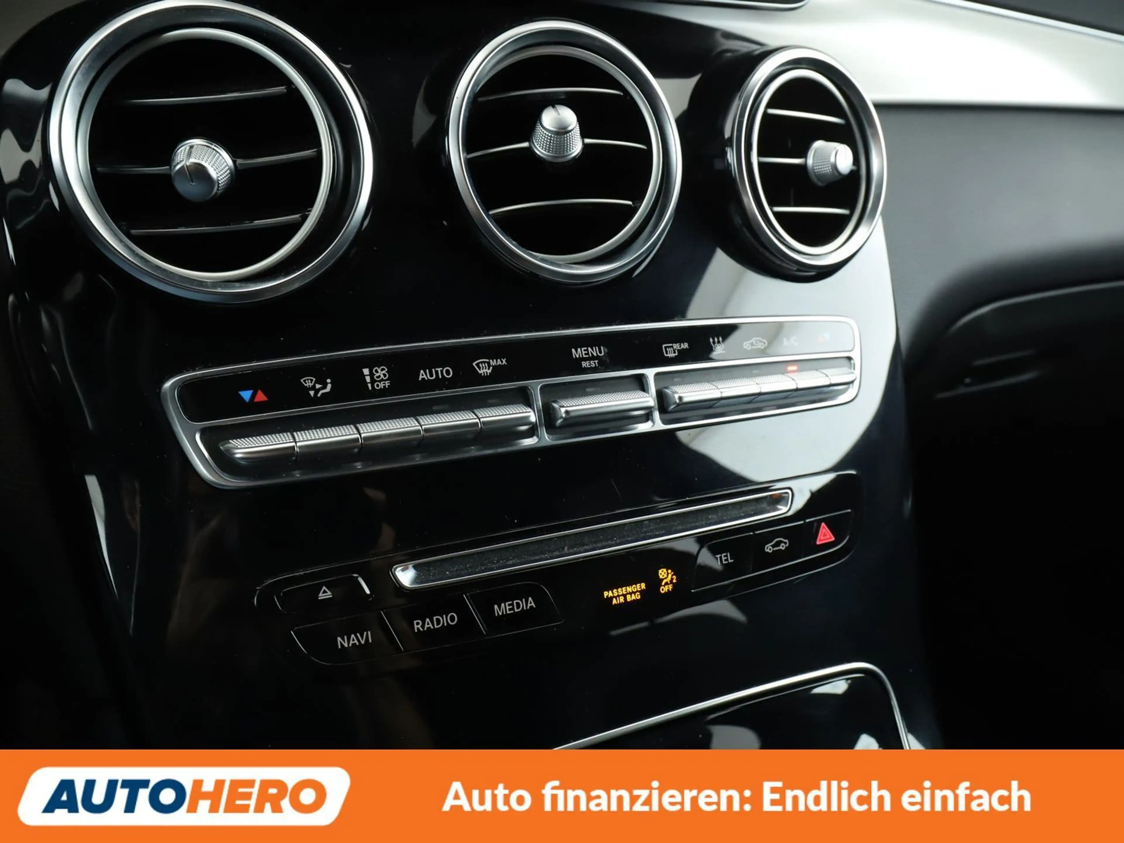Mercedes-Benz GLC 350 GLC 350e 4Matic AMG Line Aut.*NAVI*LED*TEMPO*CAM* — photo 25