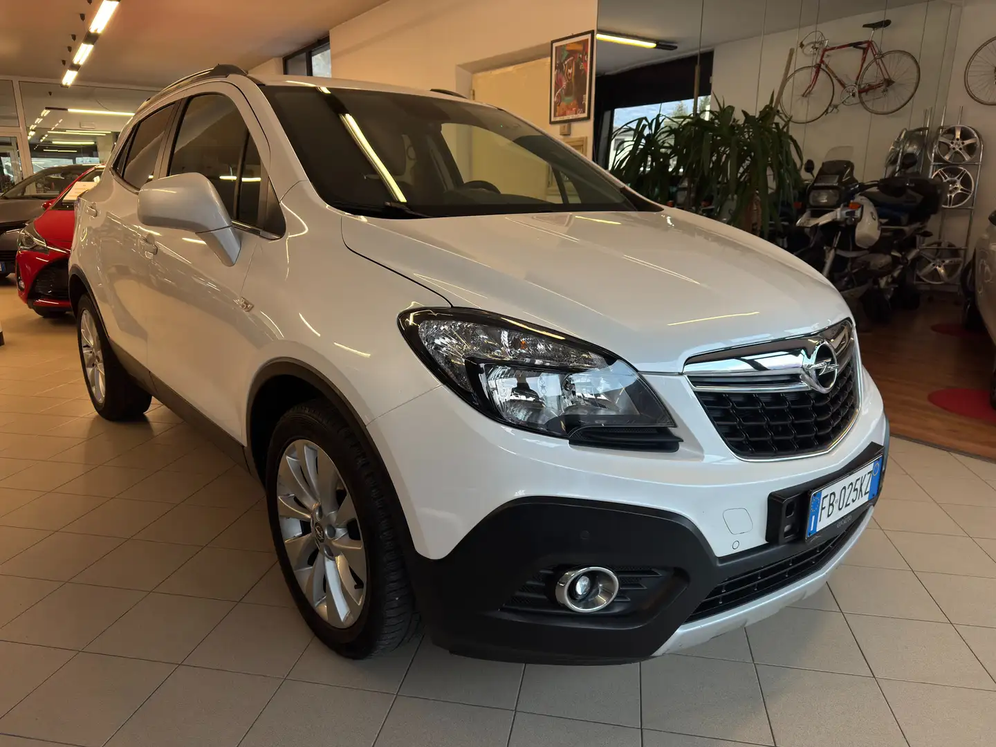 Opel Mokka OPEL MOKKA 1.6cc 136Cv 4X4 GANCIO TRAINO Bianco - 2