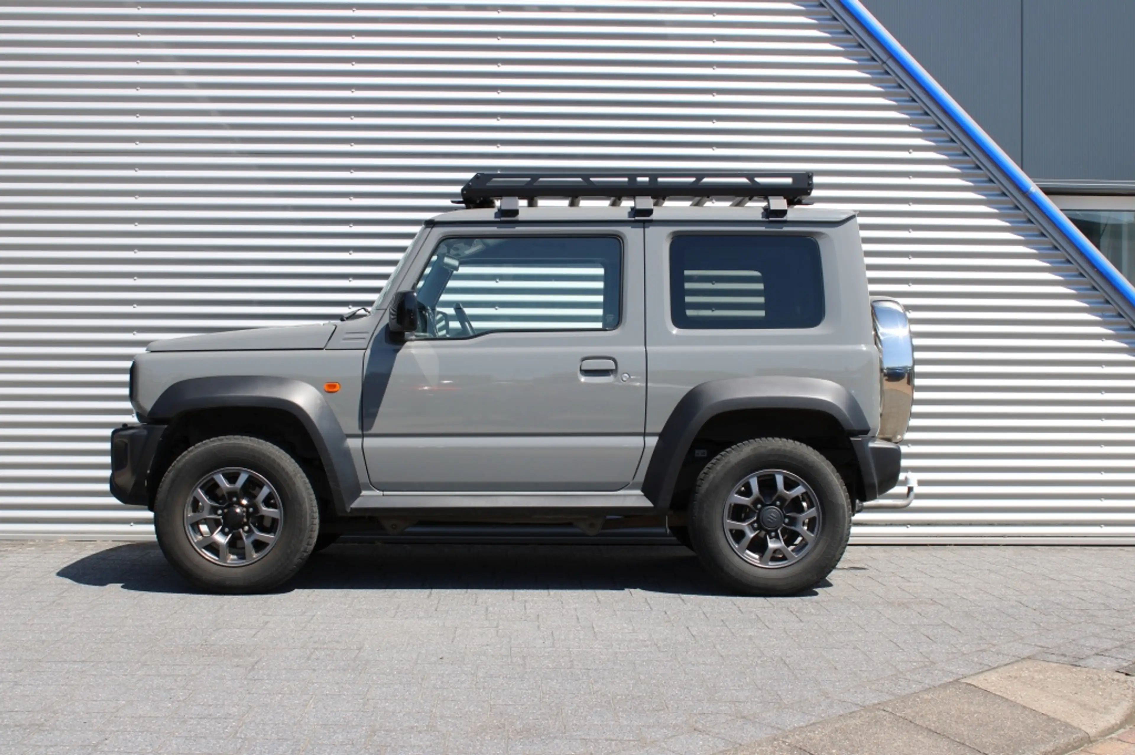 Suzuki Jimny 1.5 Stijl | 4x4 | AllGrip | 4 Persoons | Roofrack — photo 5