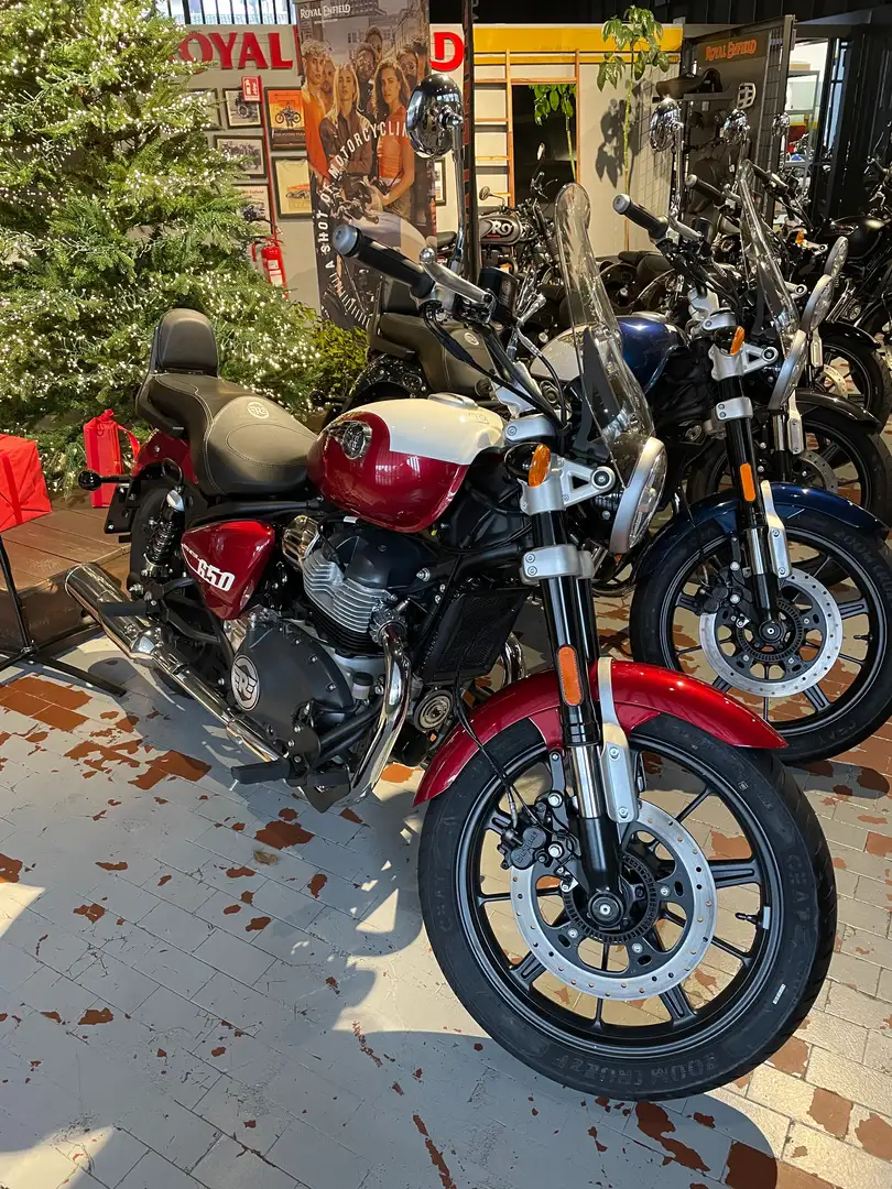 Royal Enfield Super Meteor 650 Celestial Red Rosso - 1