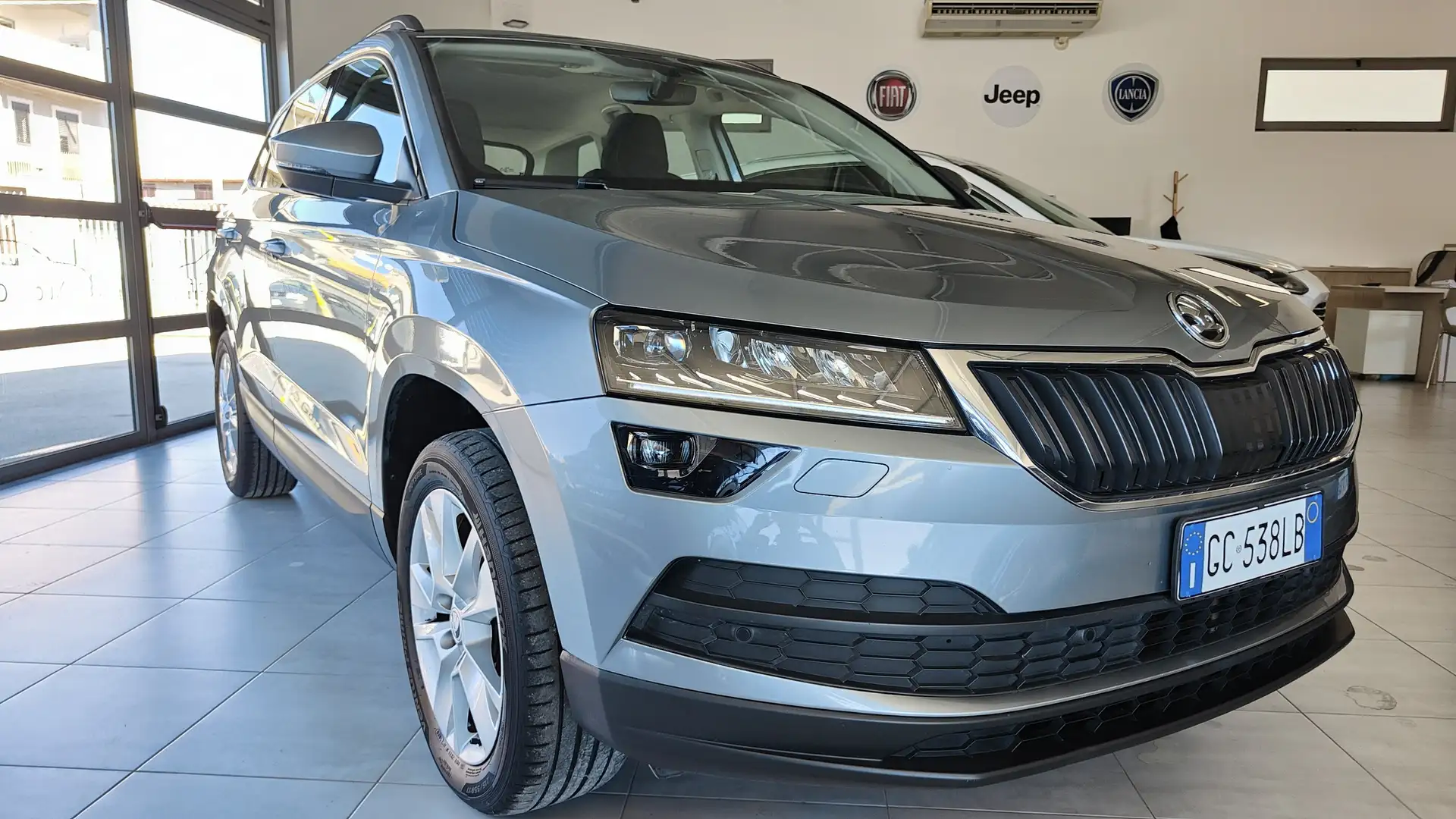Skoda Karoq Karoq 2017 1.6 tdi scr Executive dsg Grigio - 2