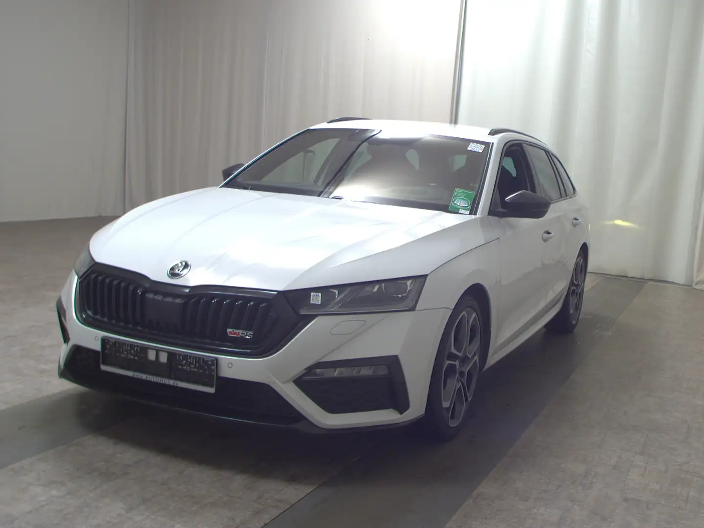 Skoda Octavia Kombi 2.0 TDI RS Navi Matrix vc AHK HuD Blanc - 2