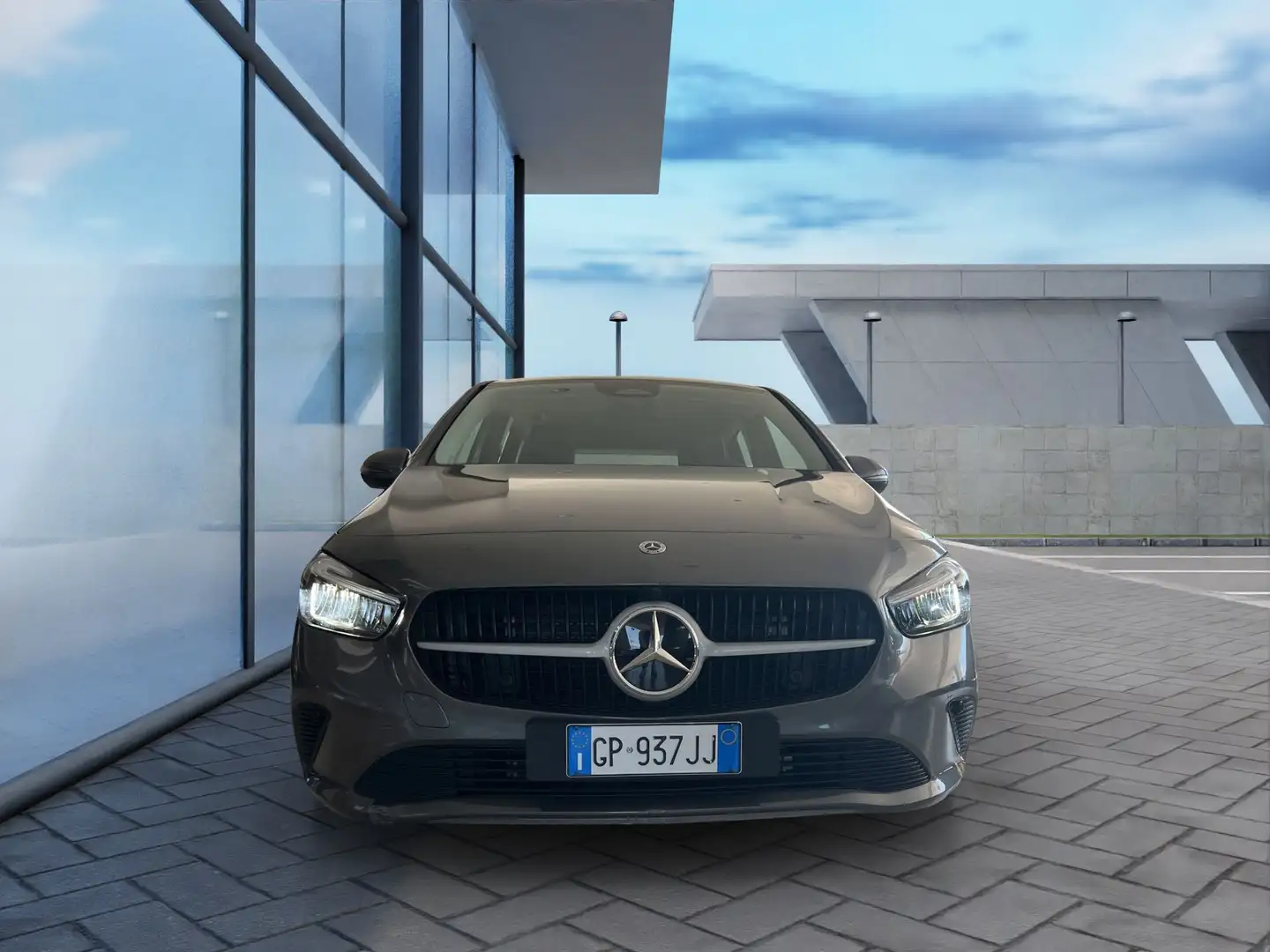 Mercedes-Benz B 180 B 180 d Automatic Advanced Grigio - 2