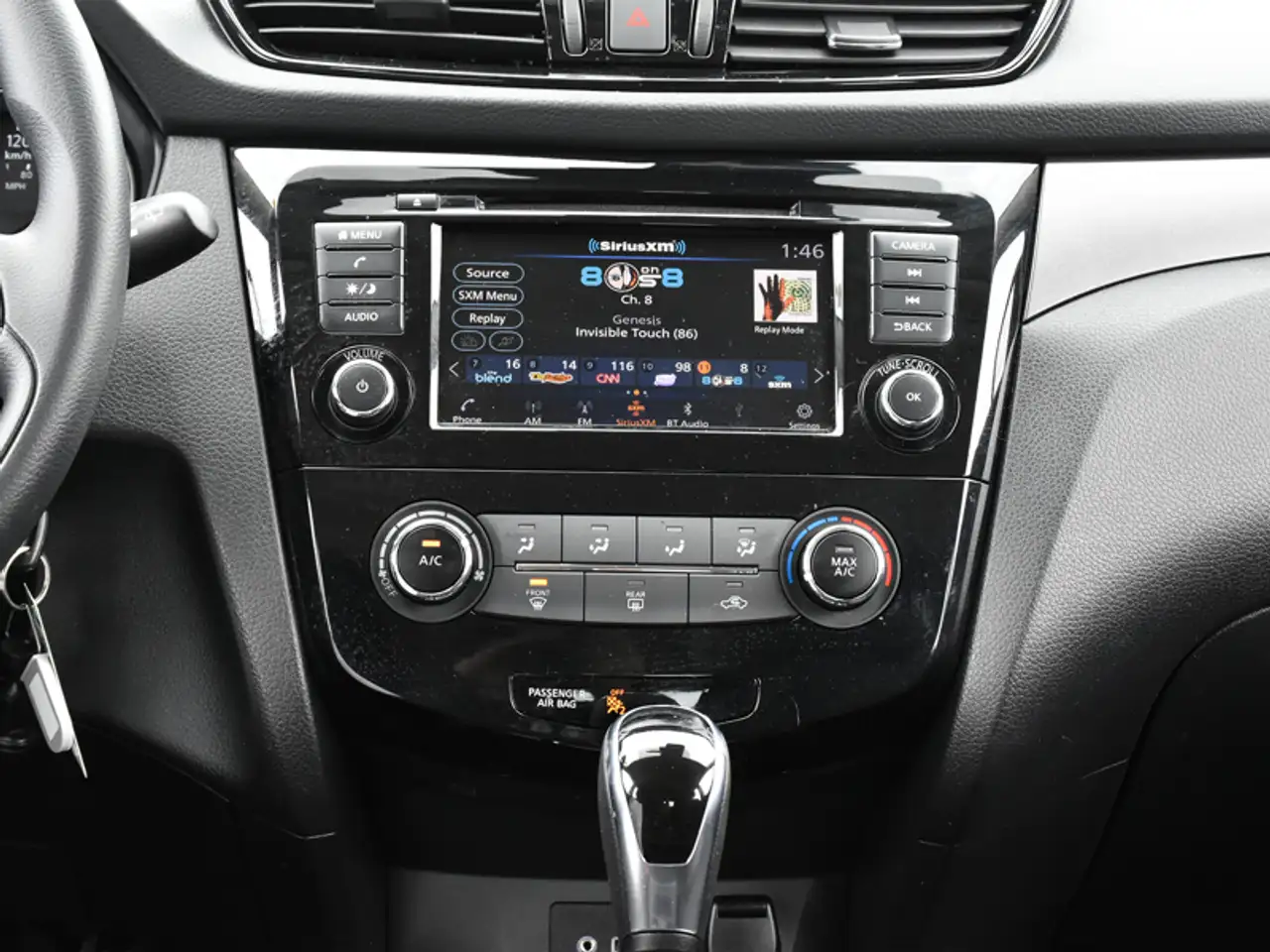 Nissan Qashqai снимка Nissan Qashqai