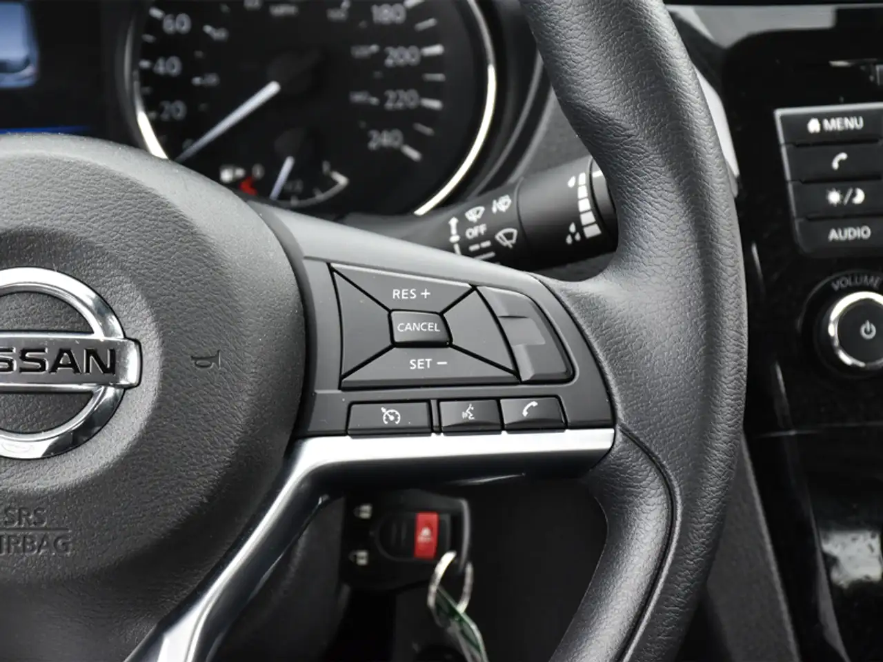 Nissan Qashqai снимка Nissan Qashqai