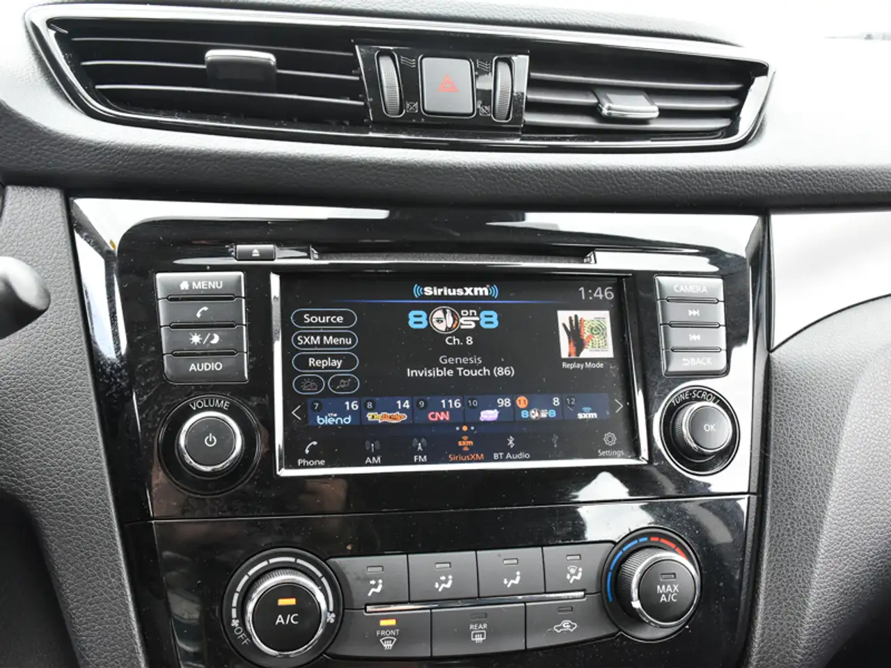 Nissan Qashqai снимка Nissan Qashqai