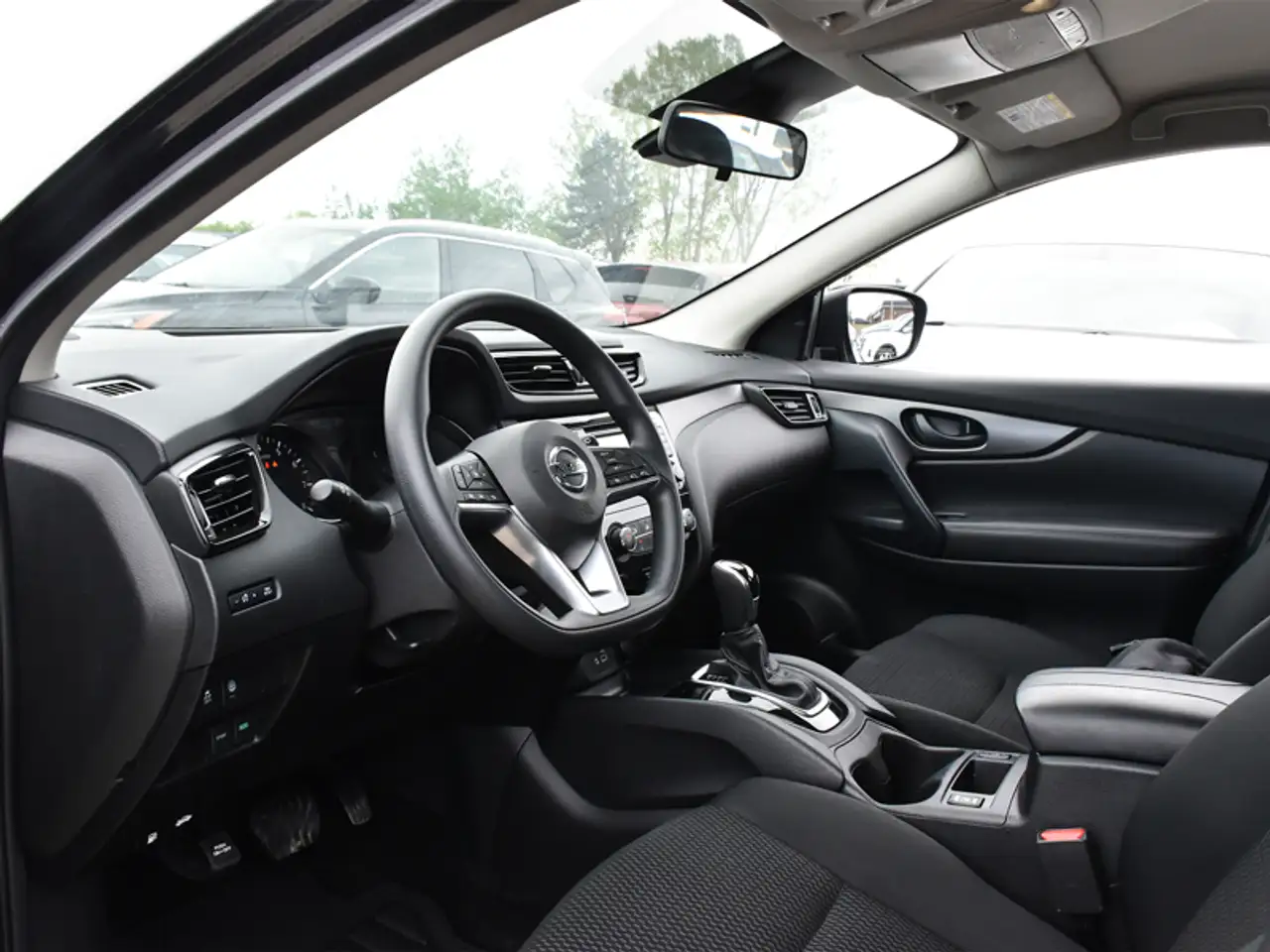 Nissan Qashqai снимка Nissan Qashqai