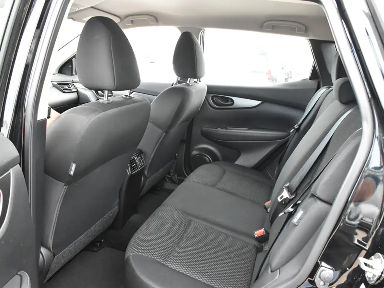 Nissan Qashqai снимка Nissan Qashqai
