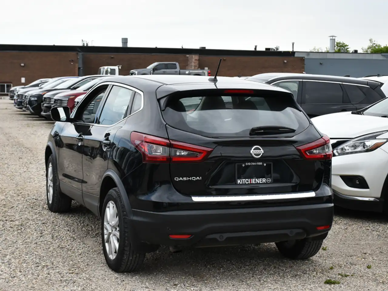 Nissan Qashqai снимка Nissan Qashqai