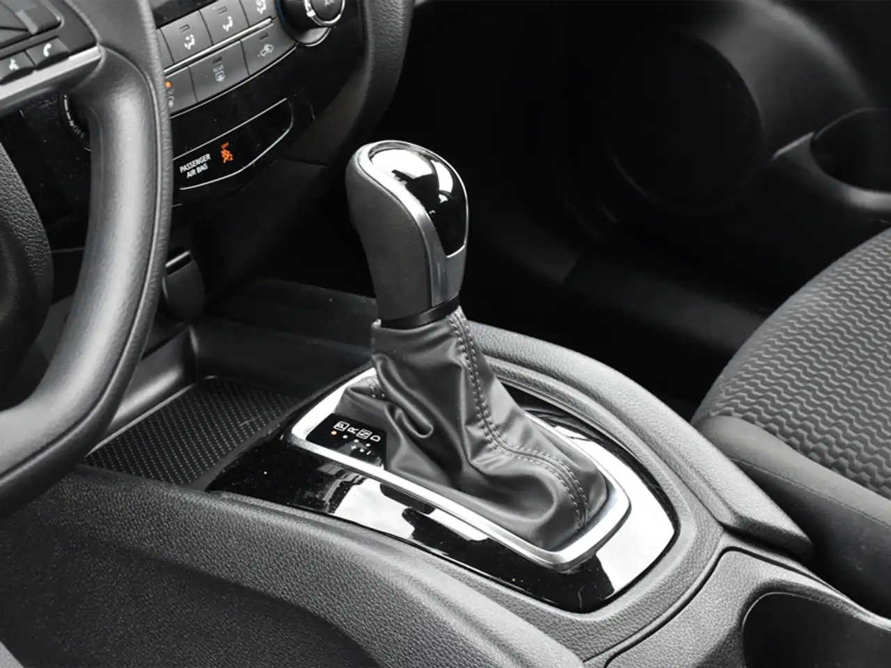 Nissan Qashqai снимка Nissan Qashqai