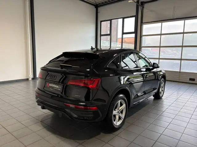 Audi Q5 view 5