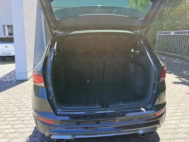 Cupra Ateca view 4