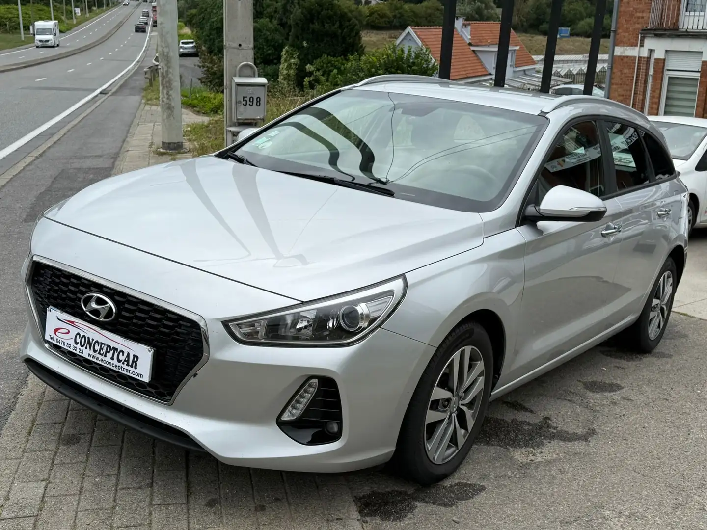Hyundai i30 SW 1.6 CRDi Sky - 1