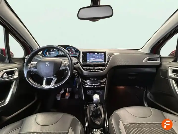 Peugeot 2008 1.2 Pure Tech S&S Allure (2017) 2019, foto 10