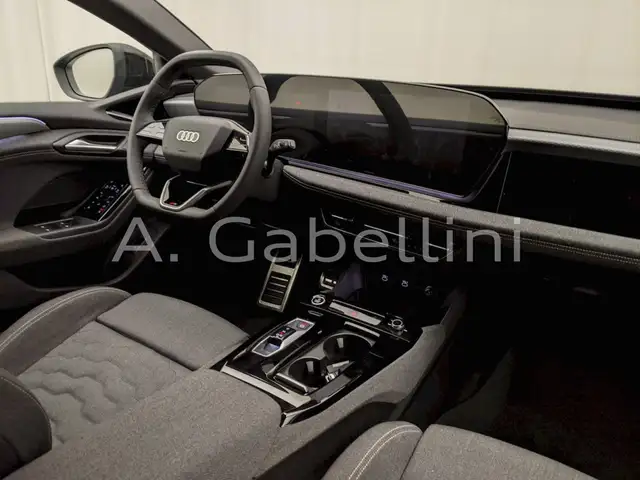 Audi A6 view 6