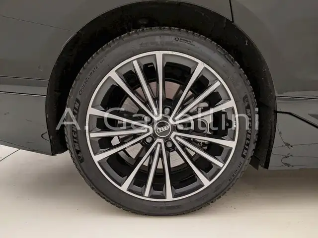 Audi A6 view 9