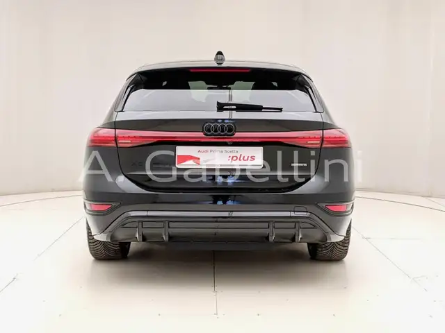 Audi A6 view 5