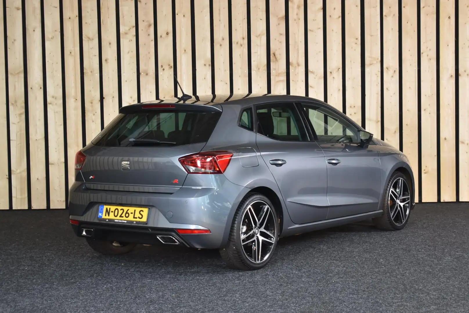 SEAT Ibiza 1.0 TSI FR Business Intense 18" LED Camera Clima C Gri - 2