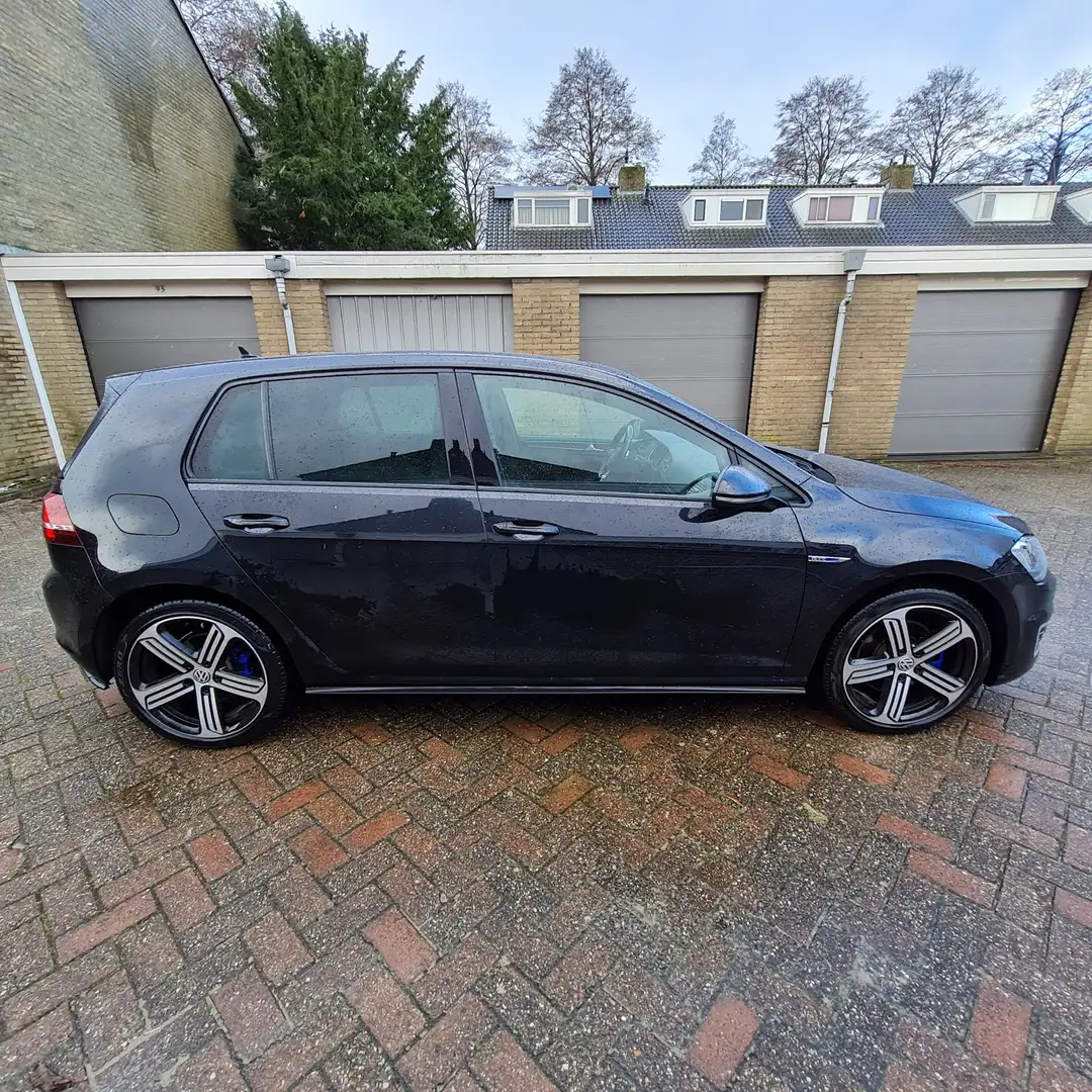 Volkswagen Golf Golf 1.4 TSI GTE in goed staat! Zwart - 2