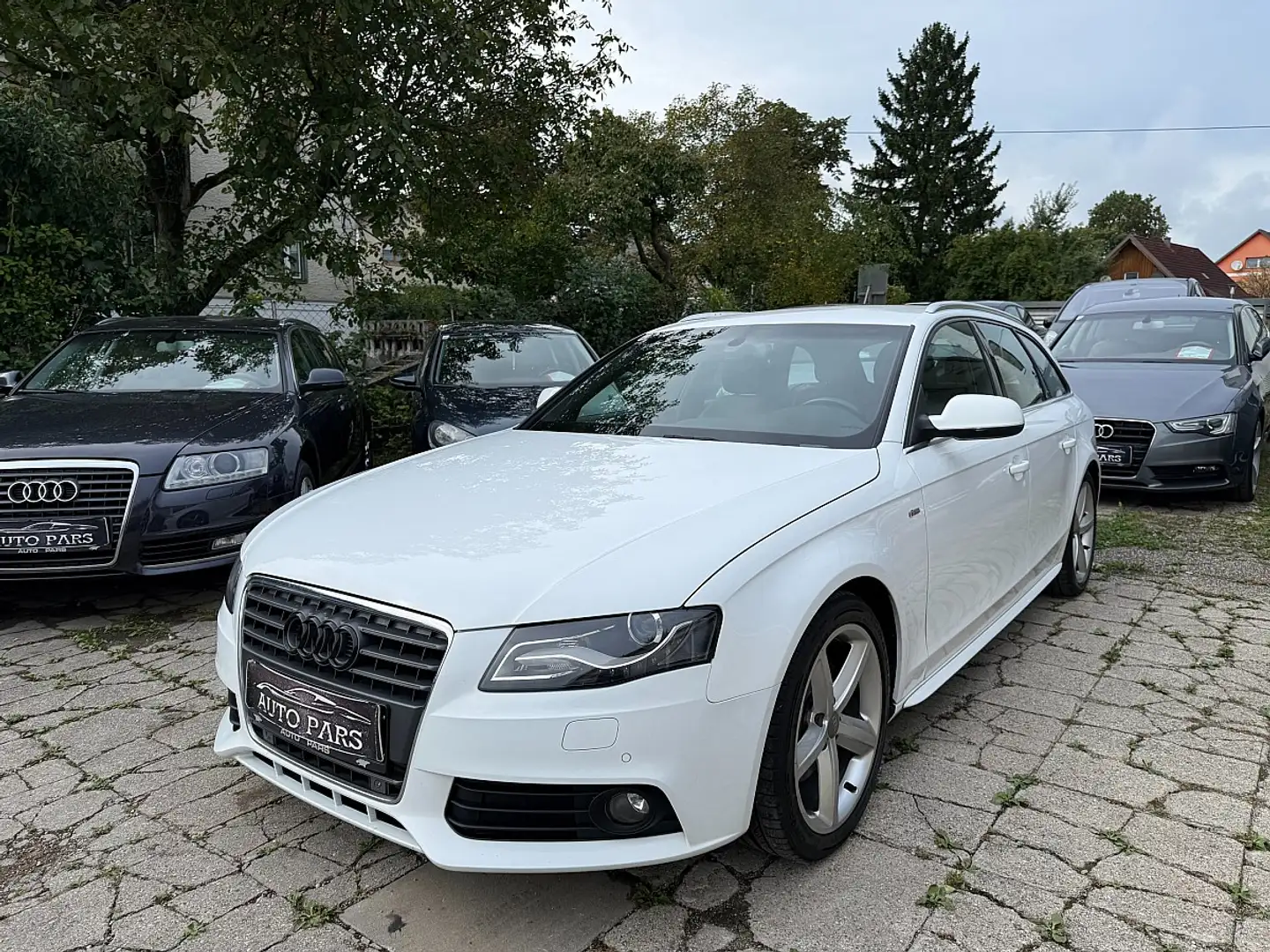 Audi A4 Avant 2,0 TDI S-Line-ANHÄNGERKUP.-SEHR GEPFLEGT... Bianco - 1