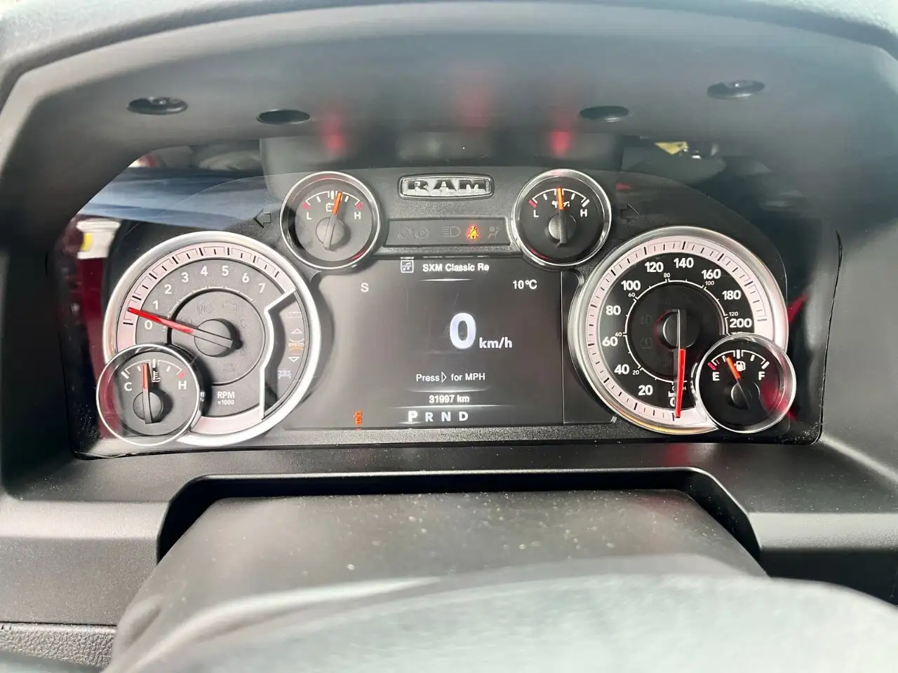 RAM 1500 снимка RAM 1500