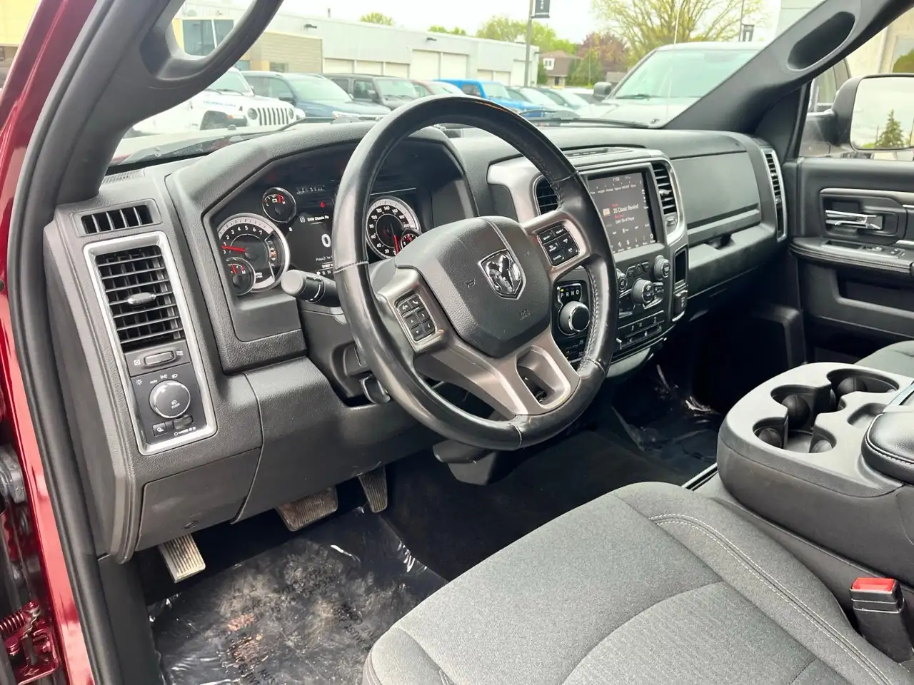 RAM 1500 снимка RAM 1500