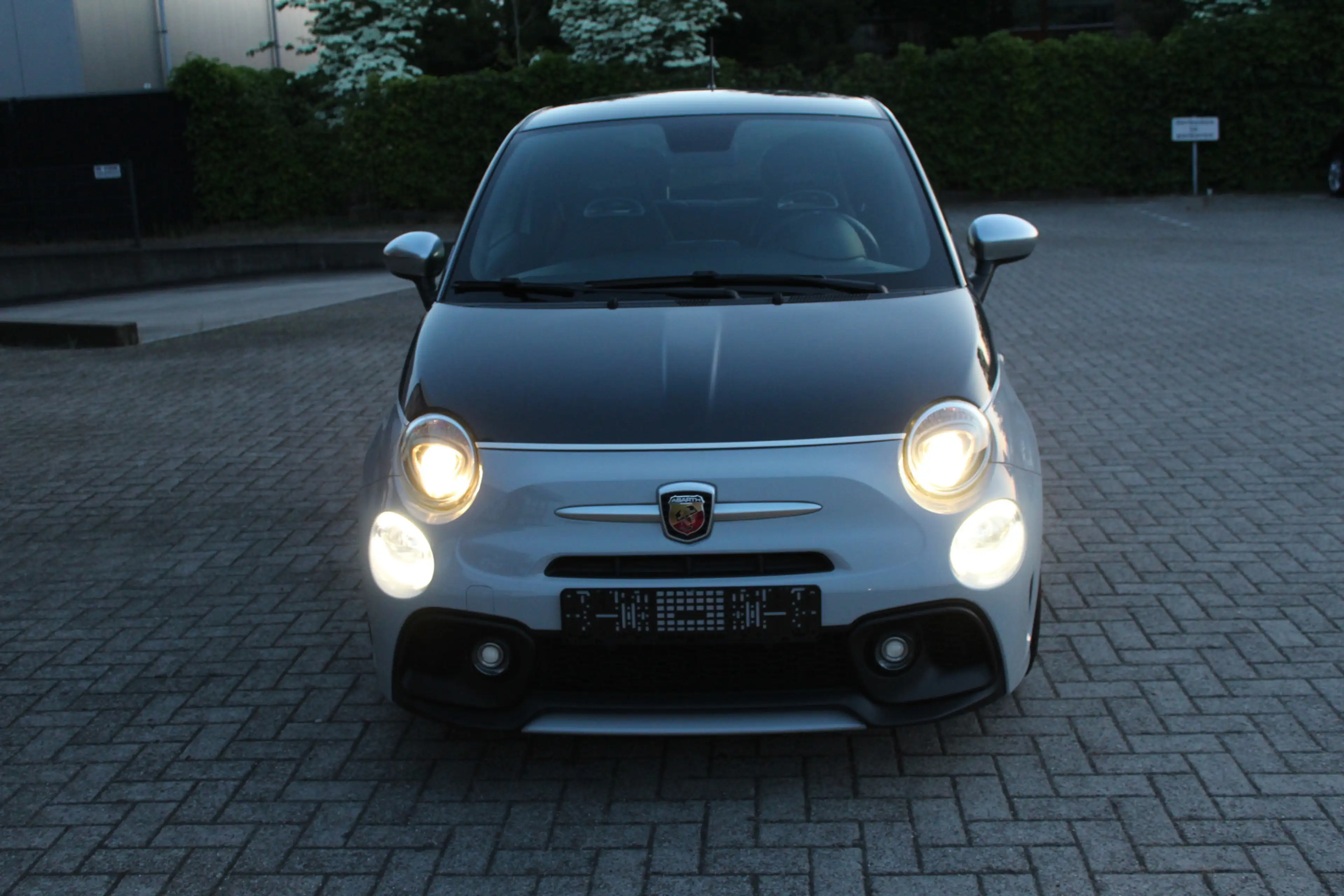 Fiat 500 Abarth 1.4 T-Jet 595 Turismo 70th Anniversary Clima-Navi- — photo 8
