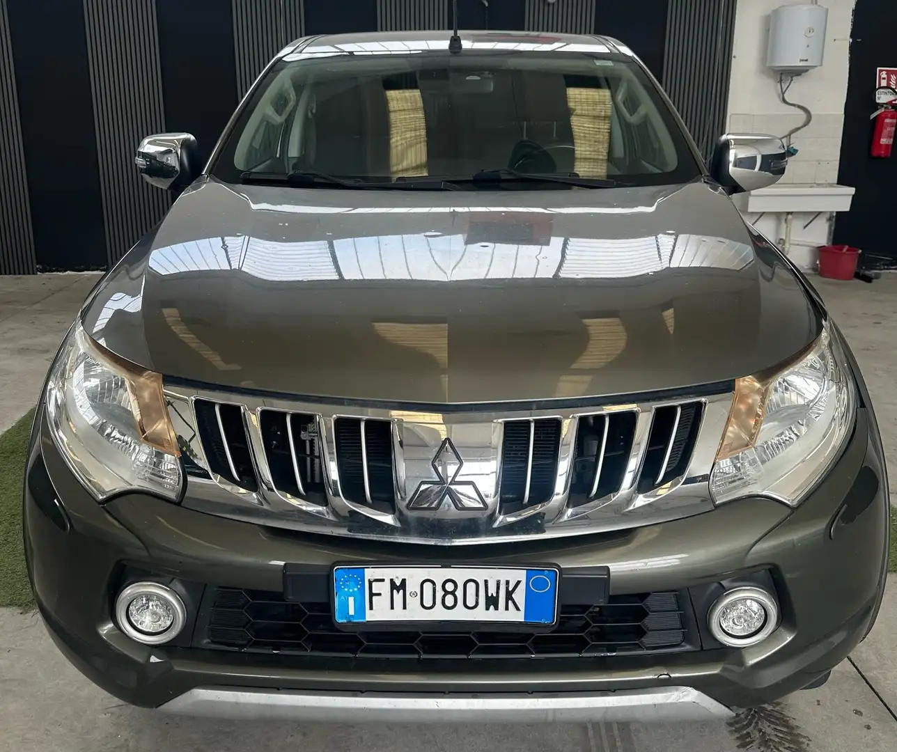 Mitsubishi L200 d.cab 2.4d Inform 4wd 154cv N1 E6 Verde - 1