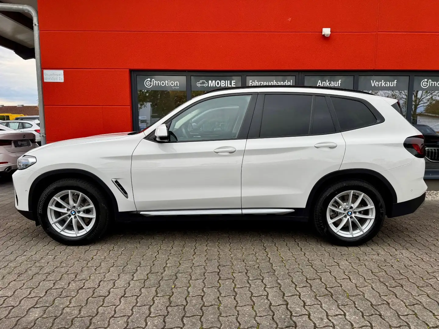 BMW X3 20i xDrive*Laser*Head-up*AHK*Leder*Sportsitze Weiß - 2