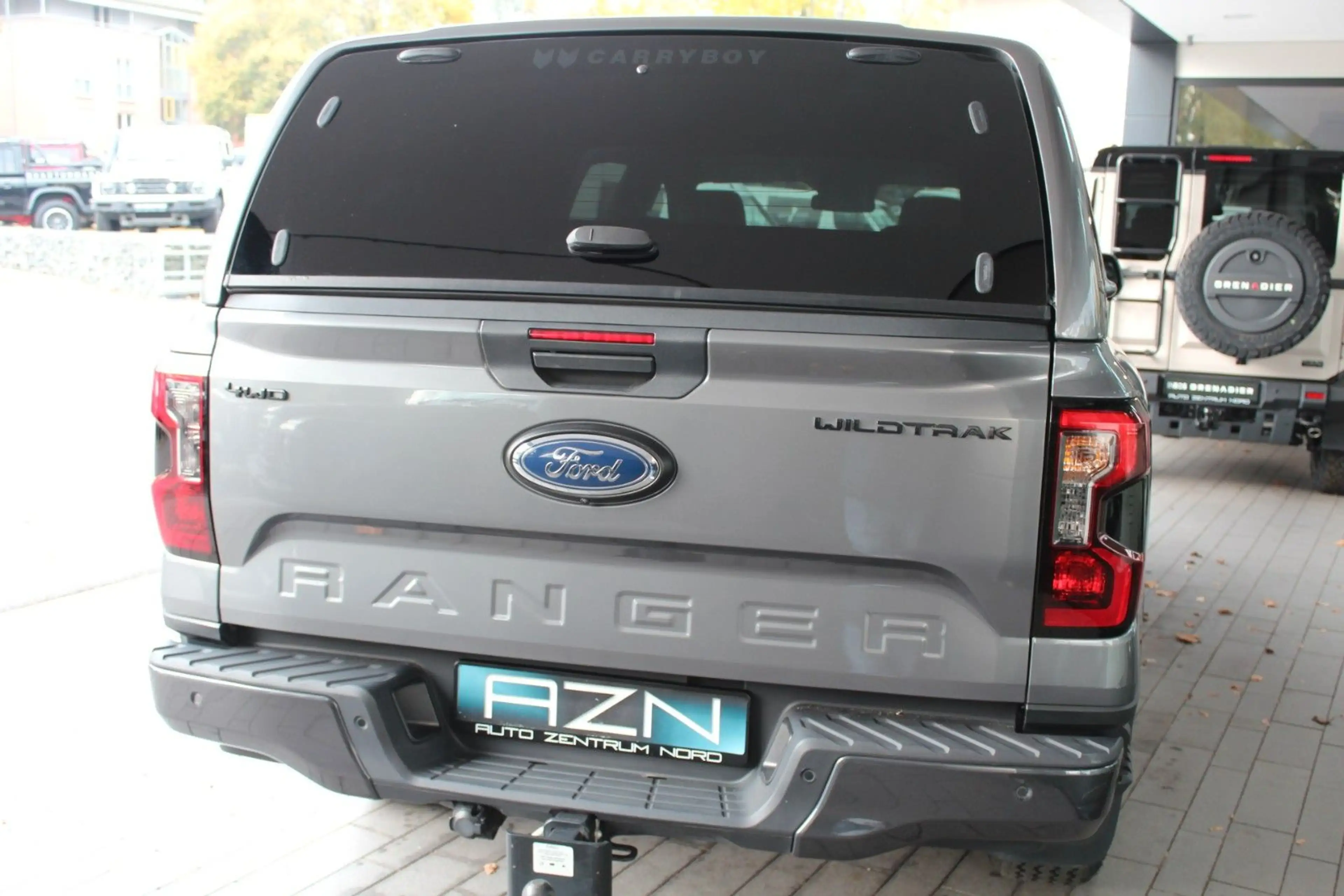 Ford Ranger Wildtrak 4x4 Doppelkabine mit Hardtop — photo 6