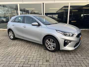 1.6 CRDi DynamicLine / Cruise / Carplay / Clima /