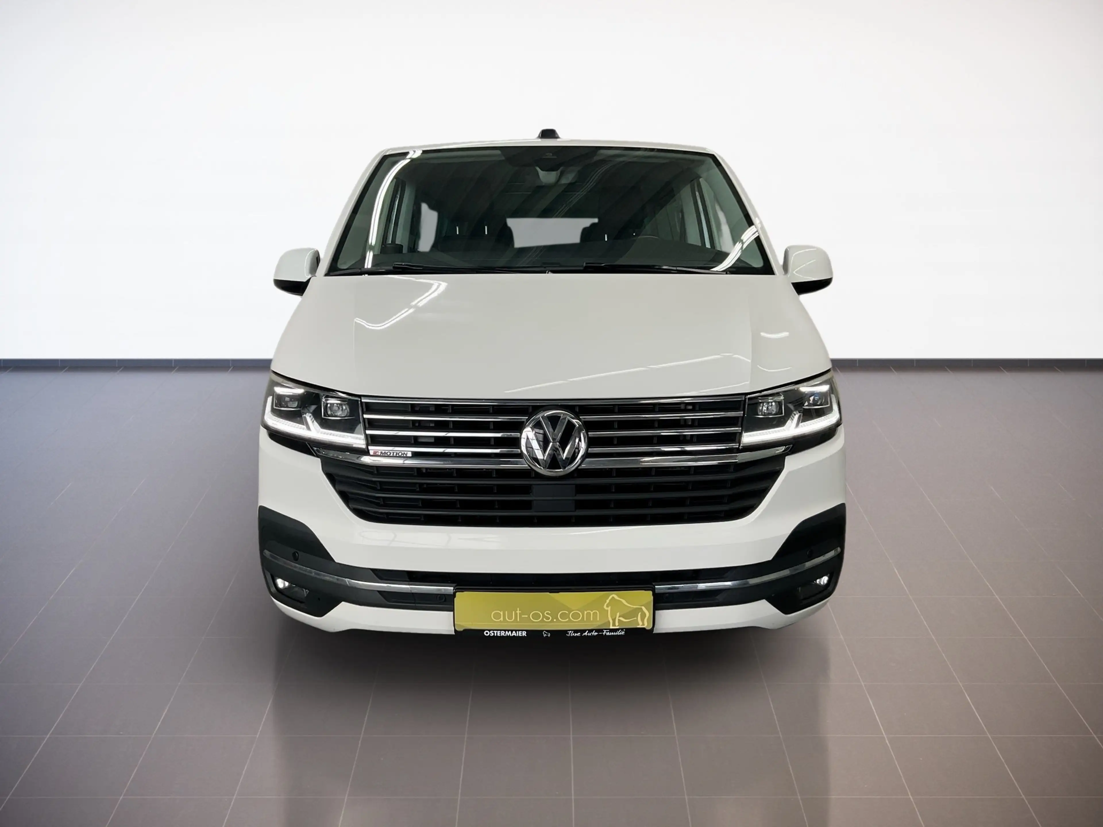 Volkswagen T6.1 Multivan HIGHLINE 2.0TDI 204PS DSG 4M ACC.AHK.KAMERA.NAVI+V — photo 3