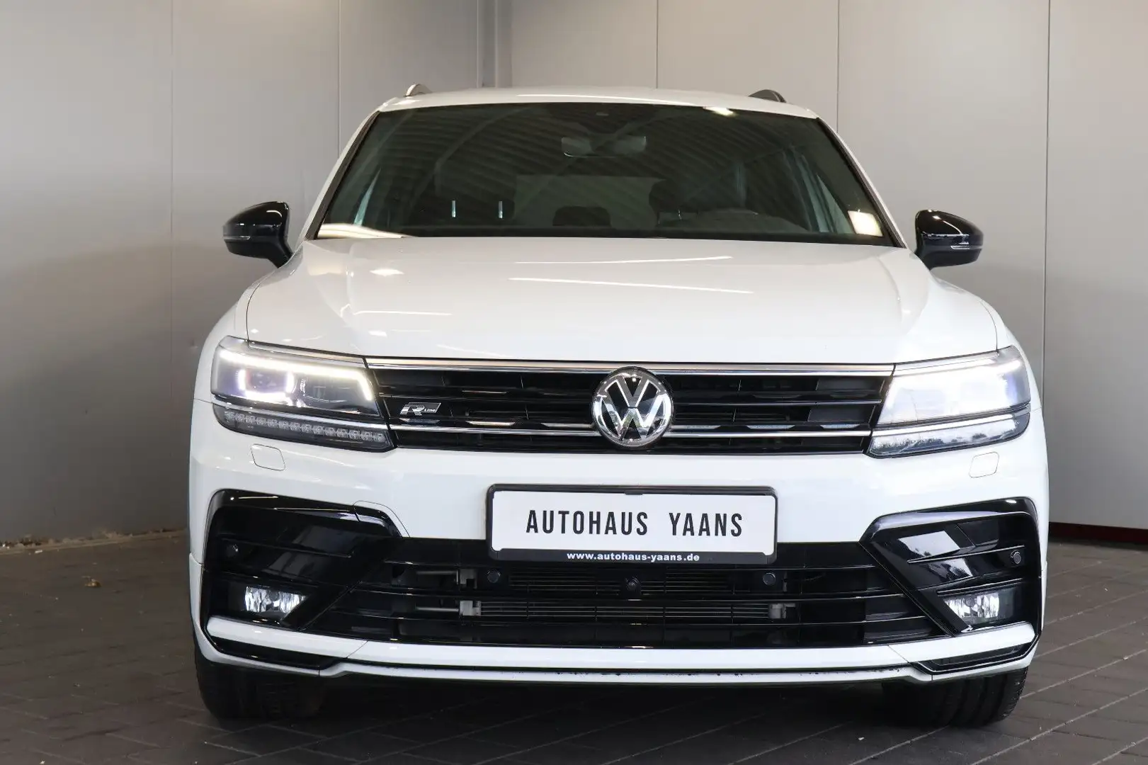 Volkswagen Tiguan Allspace 2.0 TDI R-LINE 4M AID+HUD+AHK Weiß - 2