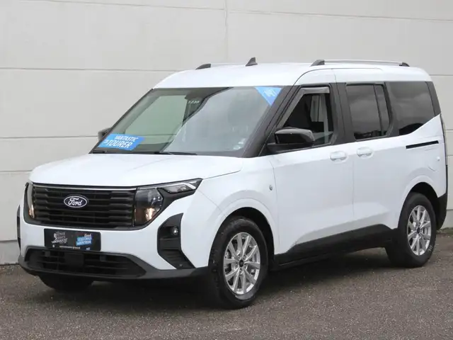 Ford Tourneo Courier 1.0 Titanium Navi Autom. ACC RFK
