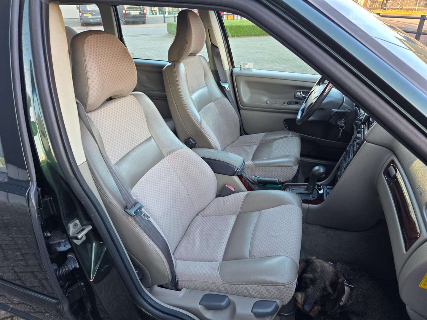 Volvo V70 afbeelding 8