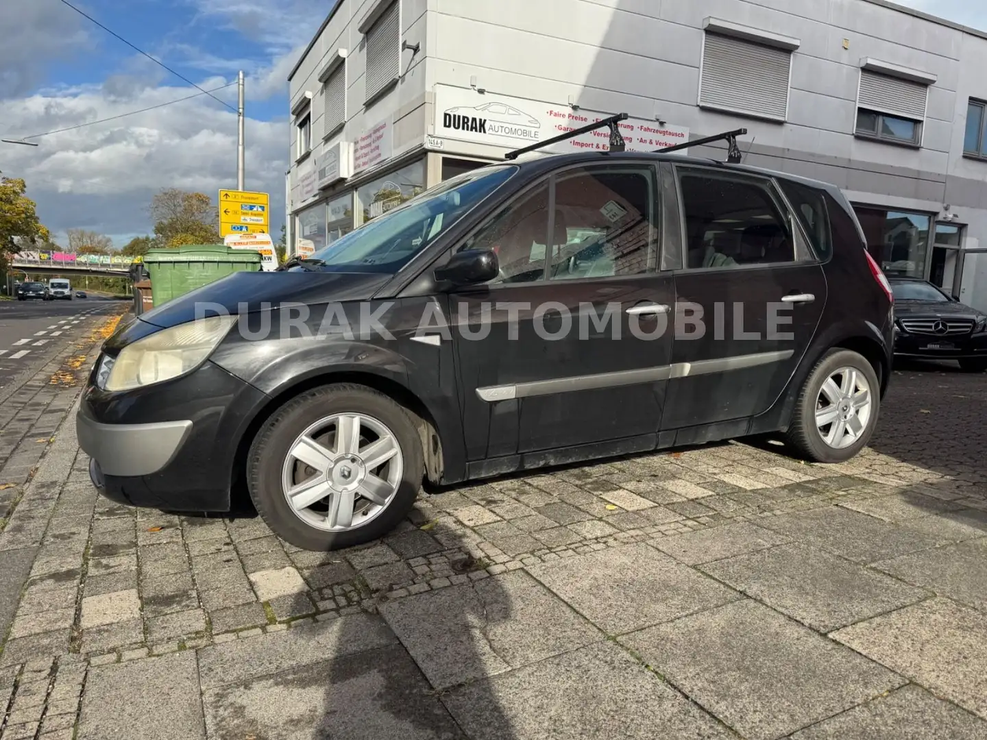 Renault Scenic II Exception/ PDC/ KlimaAut./ BT Schwarz - 2