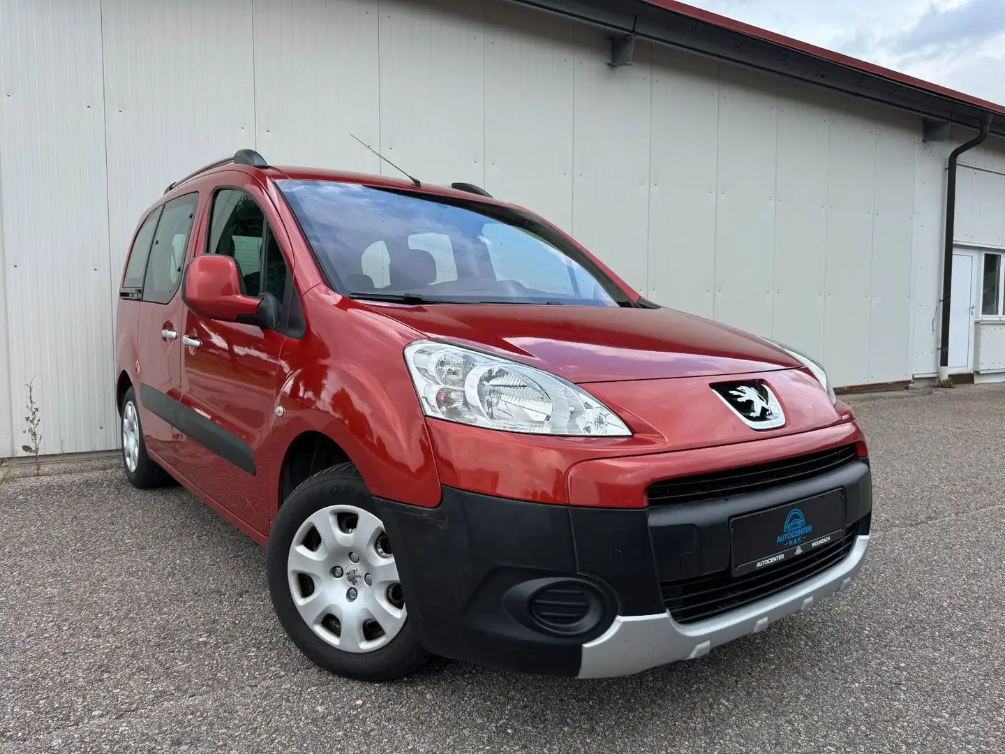 Peugeot Partner Tendance *1.HAND*AHK*KLIMA*8-FACH* Orange - 1