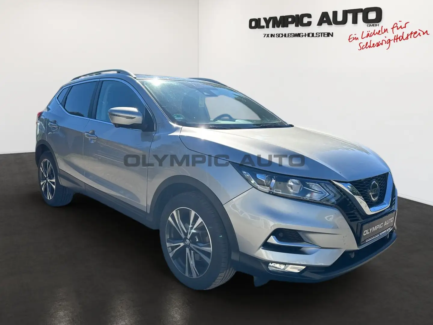 Nissan Qashqai 1.3 DIG-T N-Connecta  PGD SITZHZG KAMERA Silber - 2