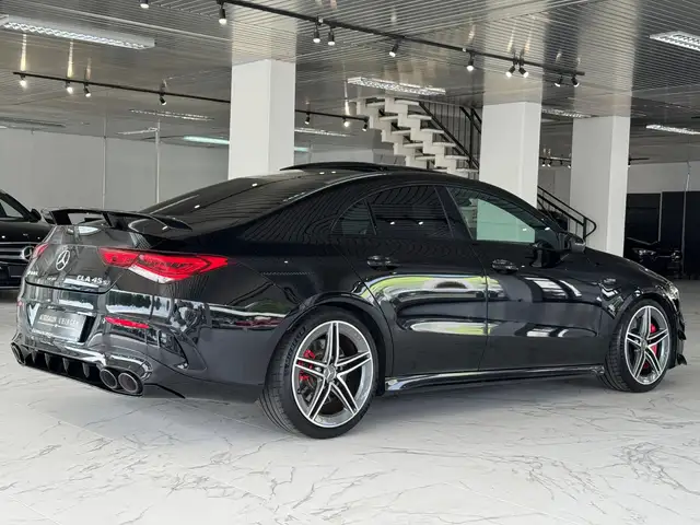 Mercedes-Benz Cla view 5