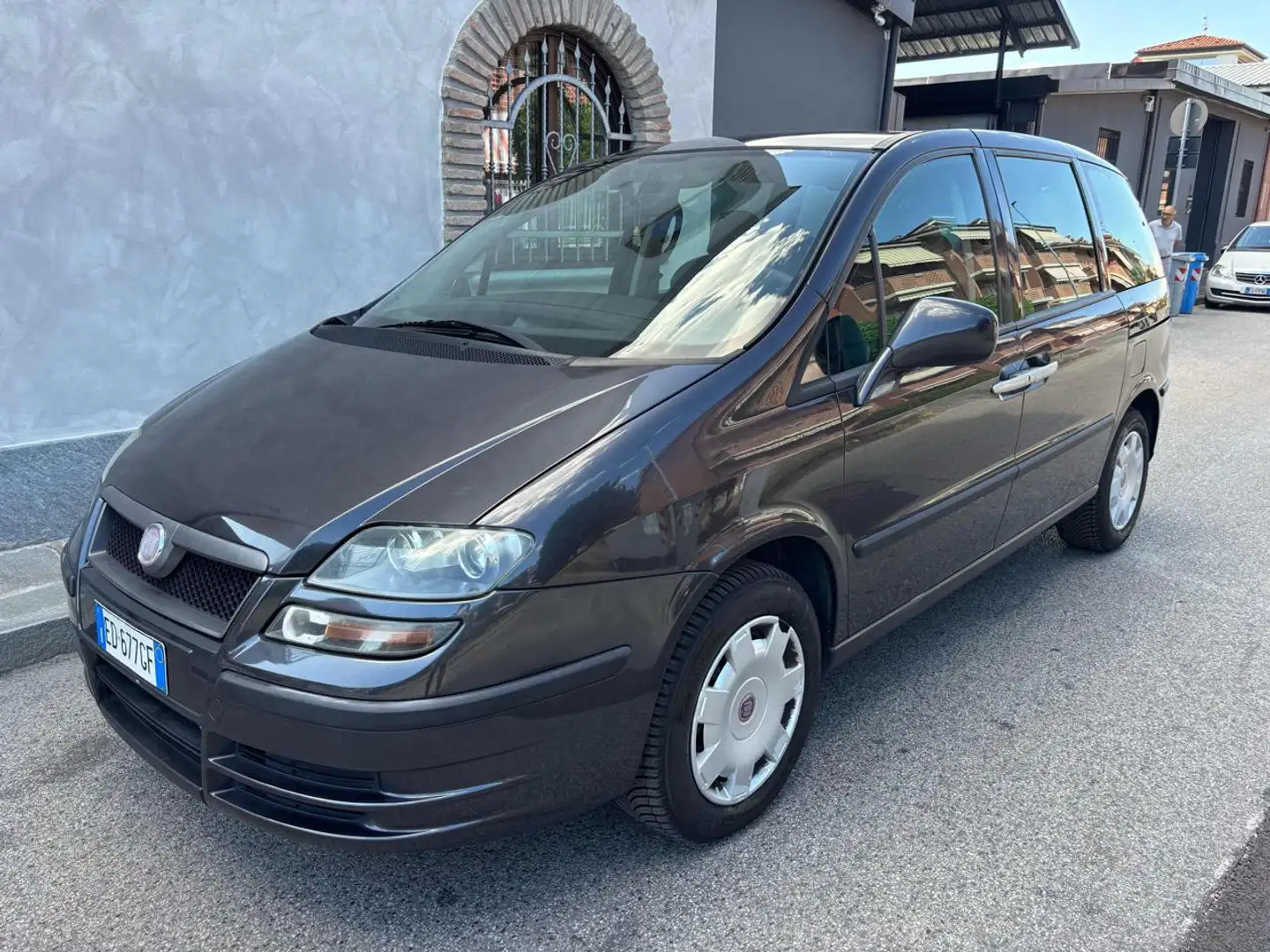 Fiat Ulysse 2.0 MJT 120cv DYNAMIC Gri - 1