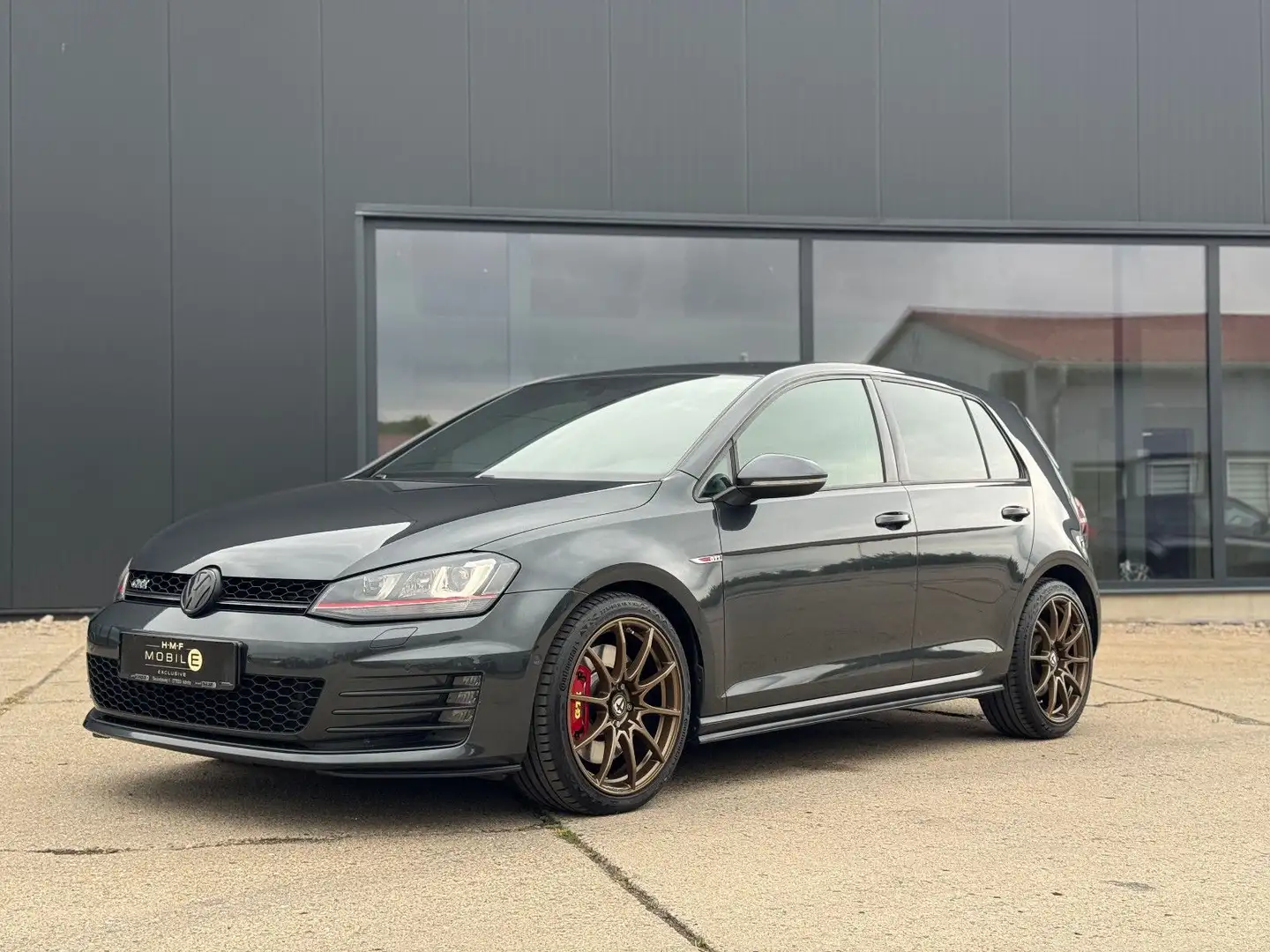 Volkswagen Golf VII Lim. GTI Performance BMT Schalter Grigio - 1
