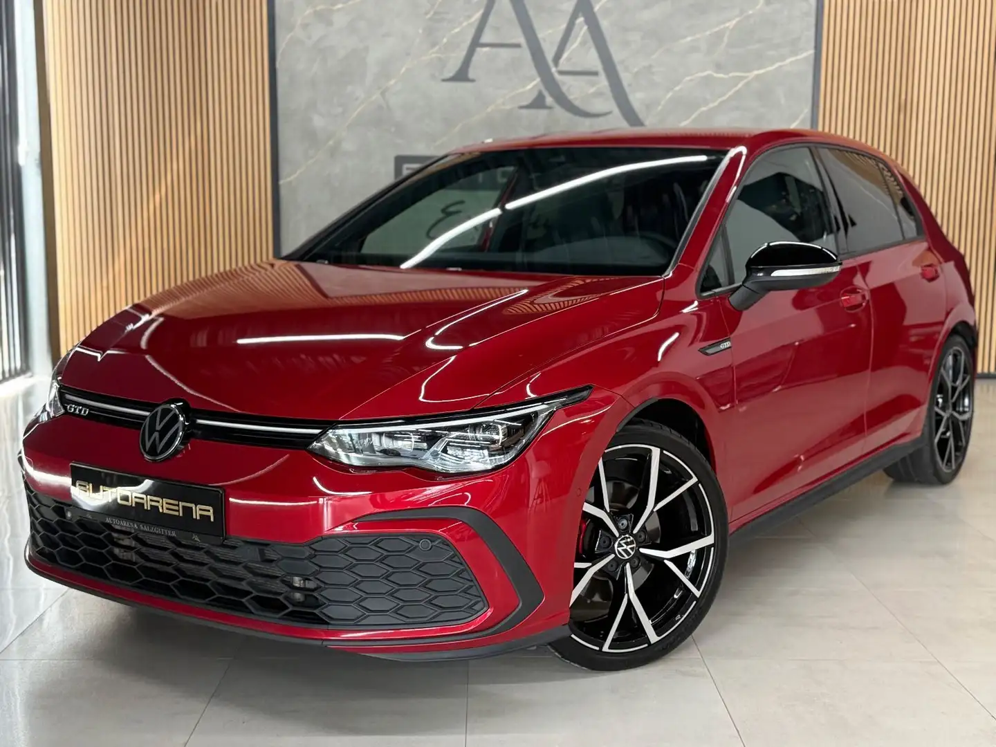 Volkswagen Golf 8 GTD 2.0 TDI*NAVI*LED*BLACKSTYLE* Rot - 2