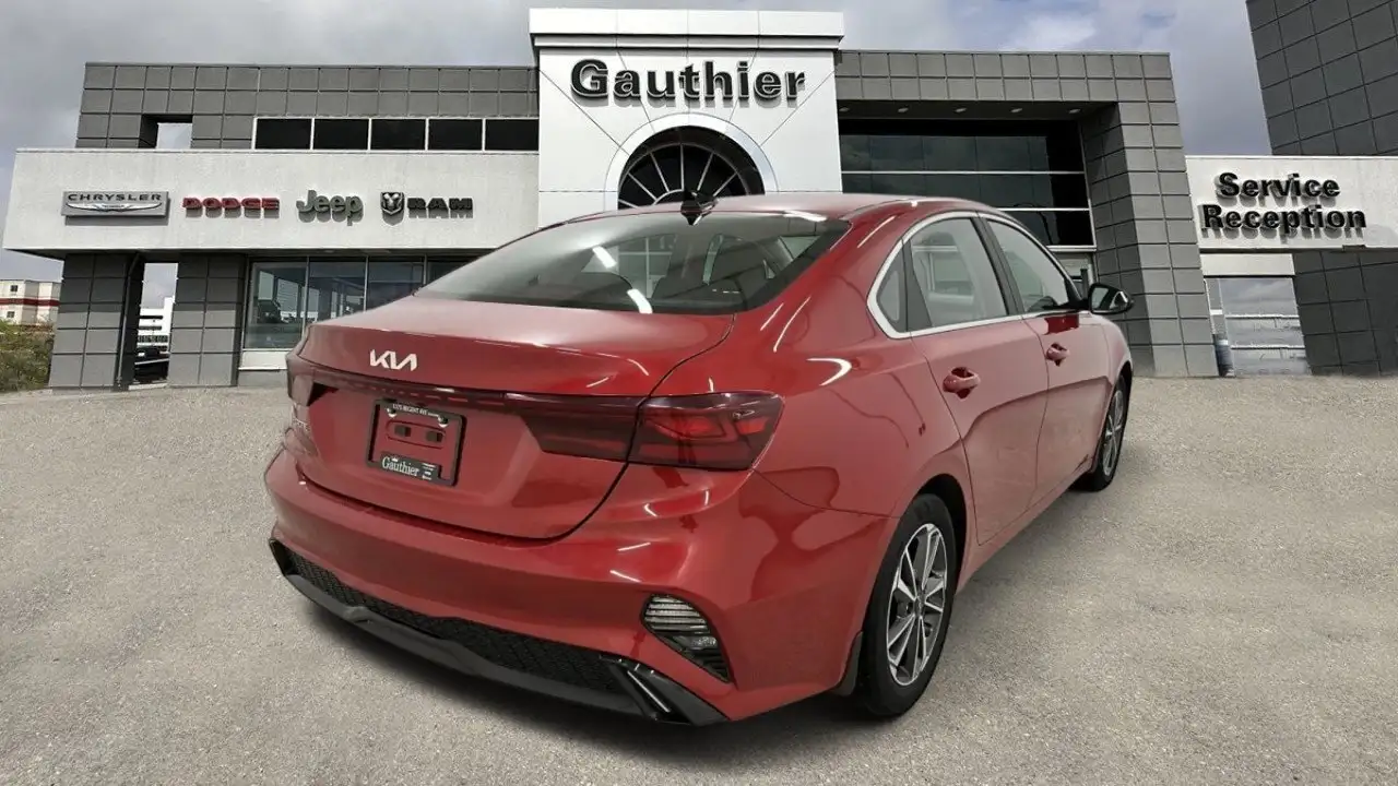 Kia Forte снимка Kia Forte