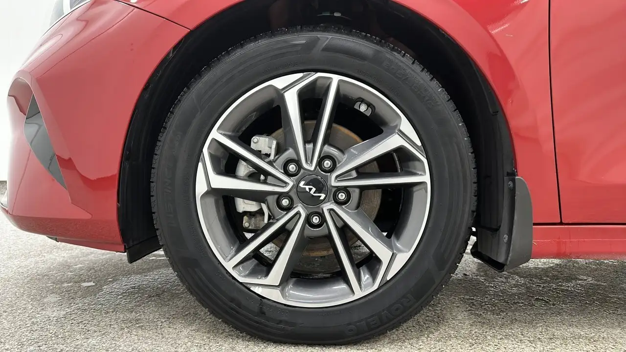 Kia Forte снимка Kia Forte