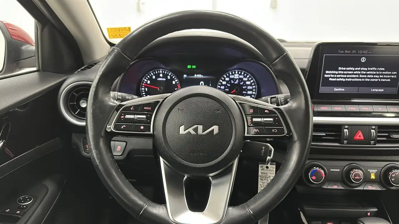 Kia Forte снимка Kia Forte