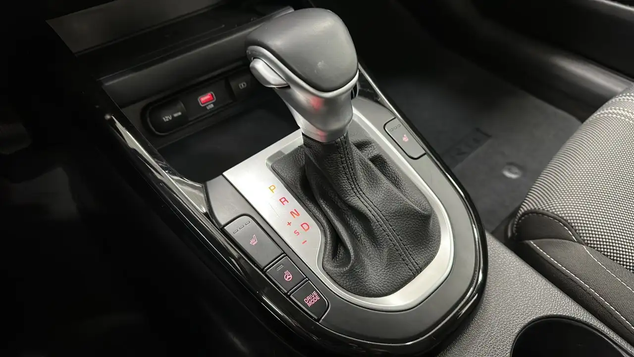 Kia Forte снимка Kia Forte