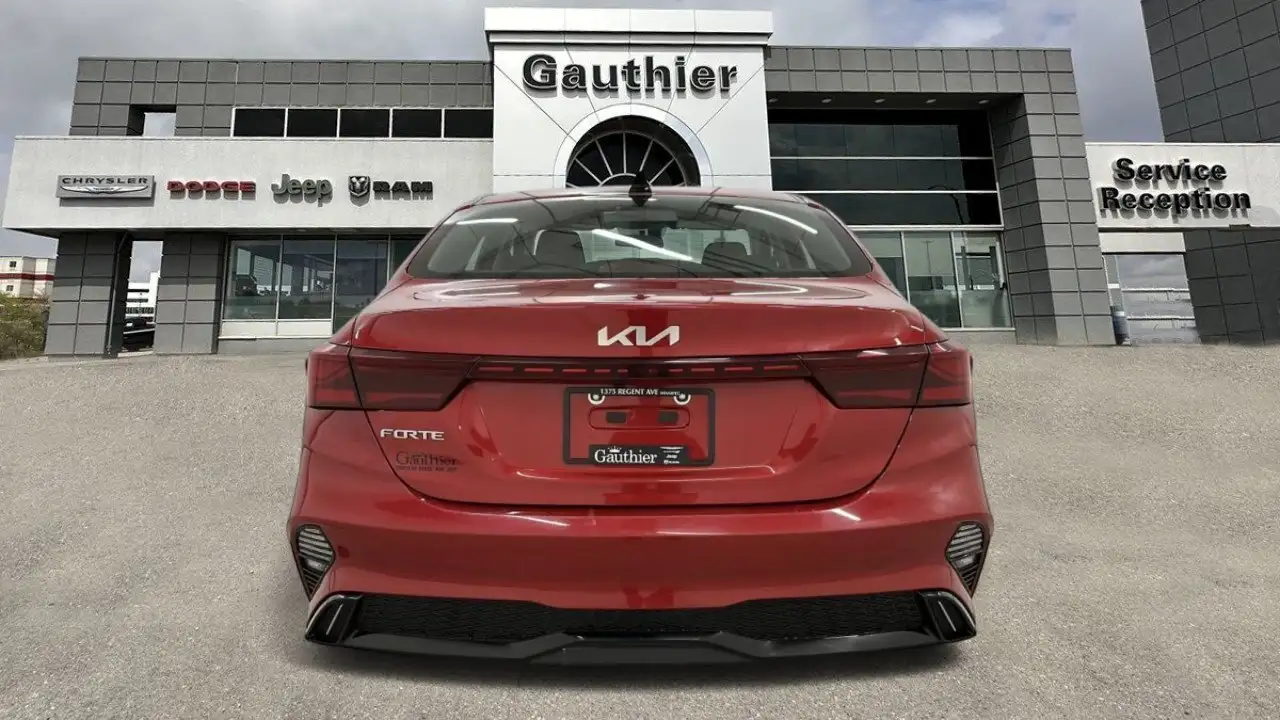 Kia Forte снимка Kia Forte