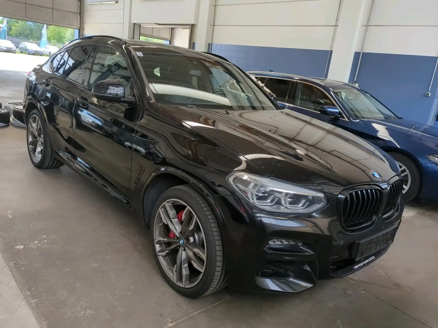 BMW X4 M M40d 48 V Aut. Schwarz - 1