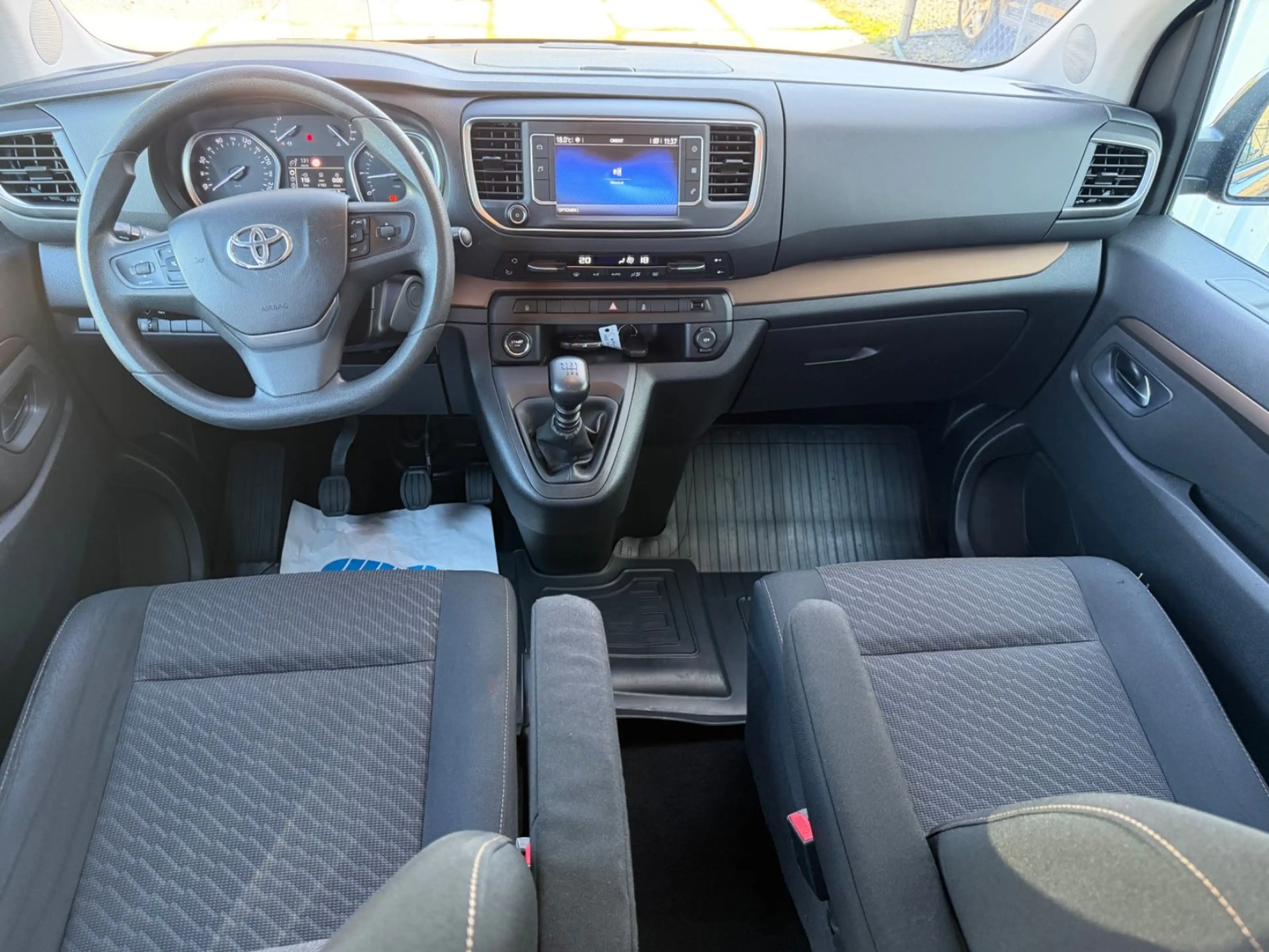 Toyota Proace Family Comfort*8 SITZE*SCHECKHEFT*AHK*HUD — photo 12
