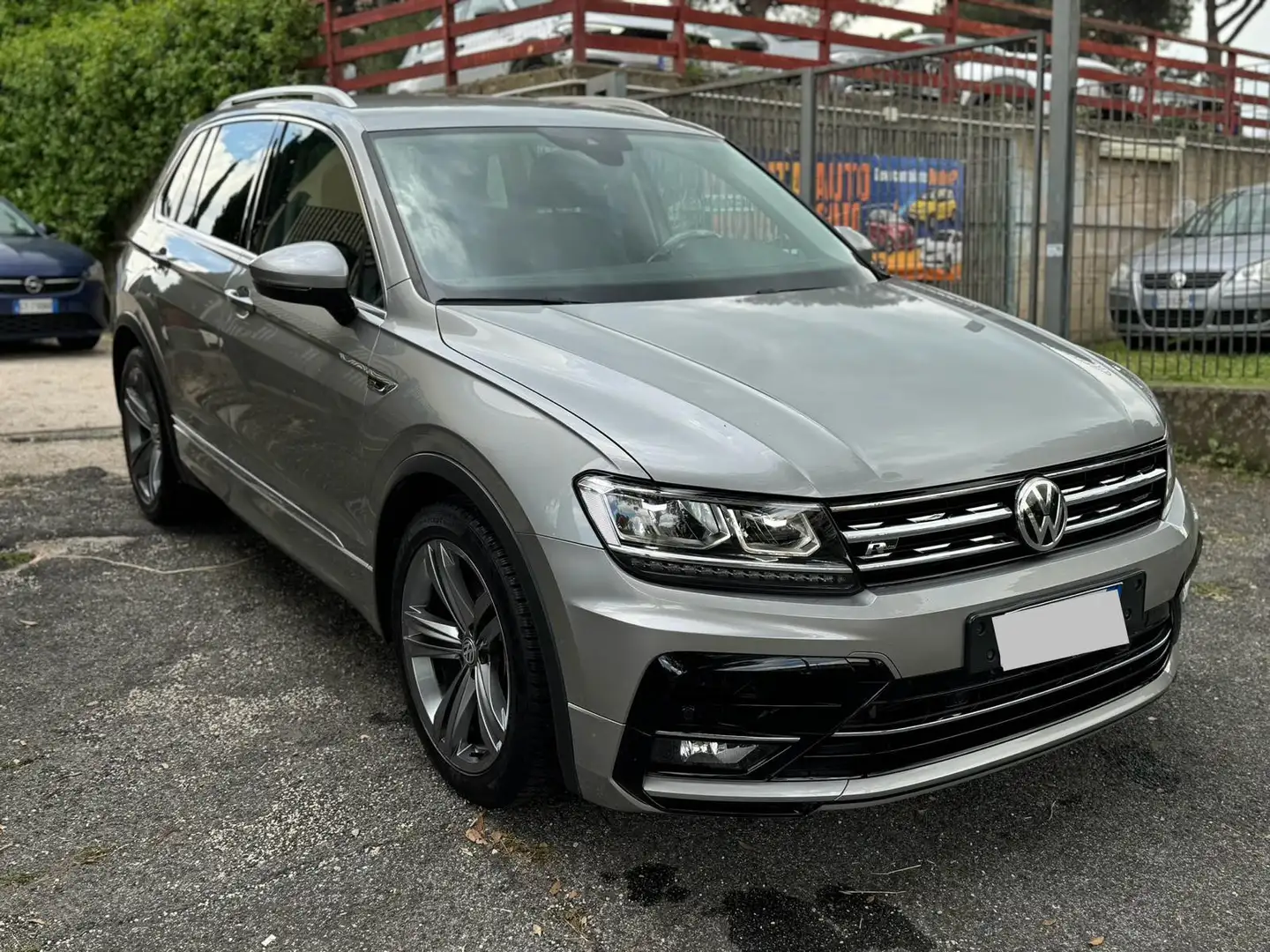 Volkswagen Tiguan 1.6 tdi Sport 115cv - 1